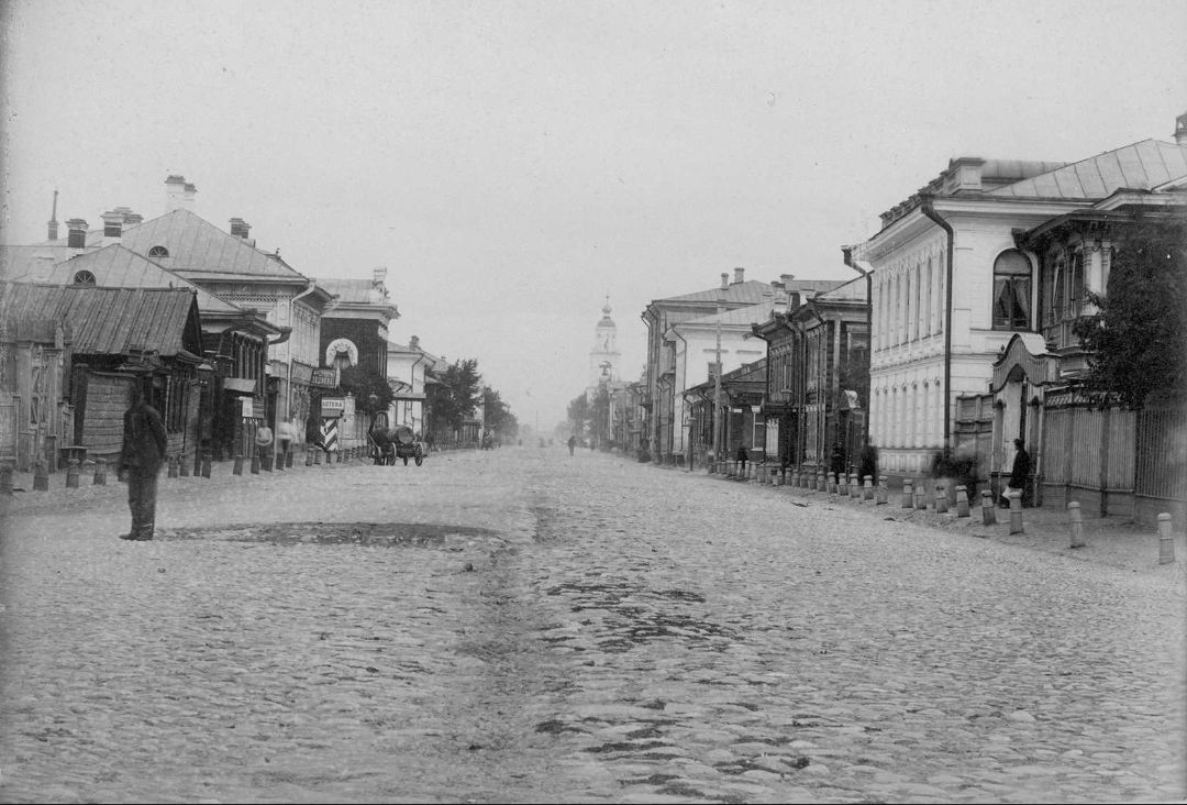Духовская улица (в настоящее время ул. Республиканская).  Начало XX в.